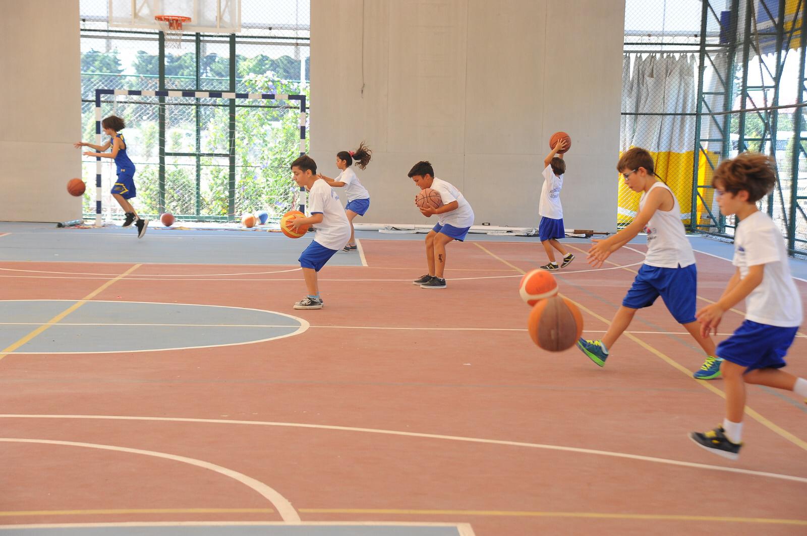 Seferihisar Belediyesi Yaz Spor Okulu Açıldı