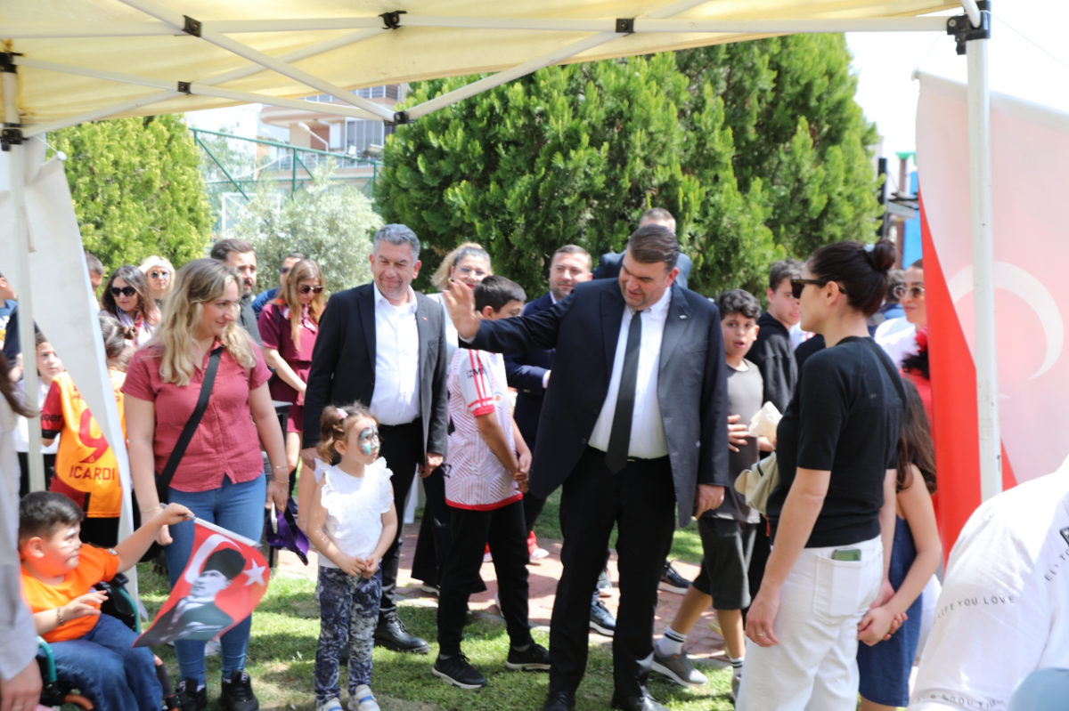 Seferihisar’da 23 Nisan coşkusu