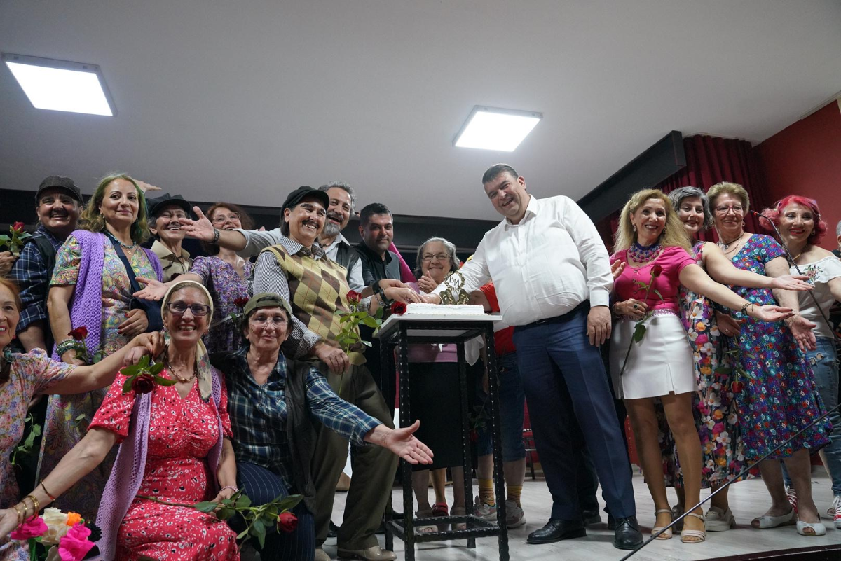 Ürkmez Kadın Tiyatrosu’na Bedia Muvahhit Tiyatro Ödülleri’nden Jüri Özel Ödülü; "Pişti" oyunu ile büyük başarı