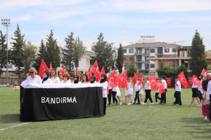 19 Mayıs Atatürk'ü Anma ve Gençlik Spor Bayramı çoşkuyla kutlandı