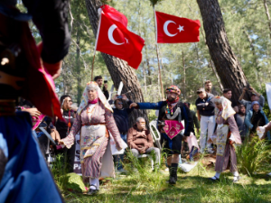 Başkan Yetişkin Akbelen'de : Toprağımızı savunmaya devam edeceğiz"