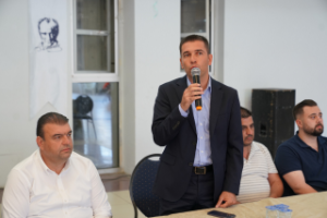 Başkan Yetişkin personelle bayramlaştı