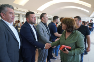 Başkan Yetişkin personelle bayramlaştı