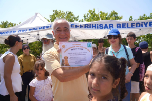 Çocuklar boyadı, bir can dost yeni yuvasına kavuştu