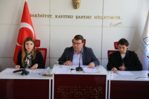 Depremin acısı Mecliste bir kez daha hissedildi; Seferihisar’dan Arguvan’a kardeşlik eli