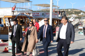 KKTC İzmir Başkonsolosluğu’ndan Seferihisar’a nezaket ziyareti