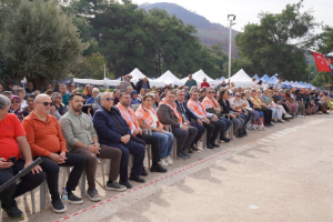 Orhanlı Köyü 2. Zeytin Hasadı Festivali coşkuyla başladı