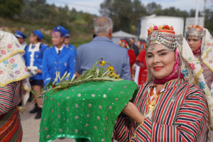 Orhanlı Köyü 2. Zeytin Hasadı Festivali coşkuyla başladı