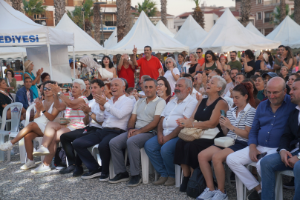 Sanatçılar Şehri’nde TeosFest 2026 coşkuyla başladı