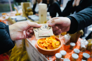 Seferihisar Belediyesi, AGROEXPO’da yerini aldı; Yerel ürünler yoğun ilgi gördü