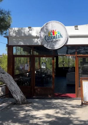 Seferihisar Belediyesi Çamlık Genç Kafe