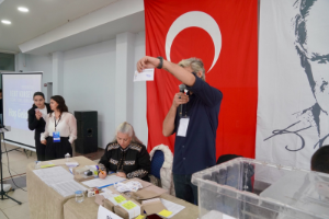 Seferihisar Kent Konseyi’nde yeni dönem: Başkan Defne Kepcan oldu