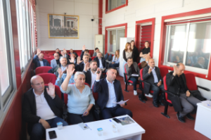 Seferihisar yolları bir yıl içinde bitiyor
