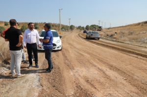 Seferihisar’da 2 kilometrelik yol yenileme çalışması başladı