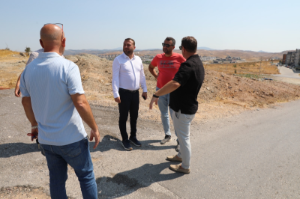 Seferihisar’da 2 kilometrelik yol yenileme çalışması başladı