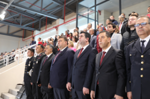 Seferihisar’da 23 Nisan coşkusu; Yarınların ışığı çocuklar sahnedeydi