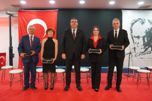 Seferihisar’da 29 Ekim Cumhuriyet Balosu’nda coşku dolu gece