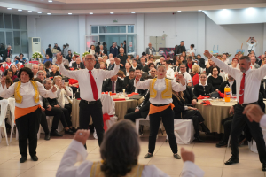 Seferihisar’da 29 Ekim Cumhuriyet Balosu’nda coşku dolu gece