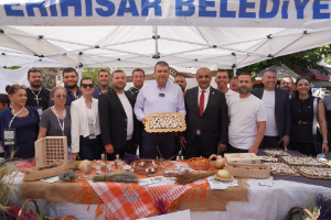 Seferihisar’da Ata Ekmeği ve Armola Şenliği Coşkuyla Gerçekleşti