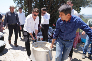 Seferihisar’da bahar üç koldan geldi: "Hıdırellez Coşkusu” ilçeyi sardı