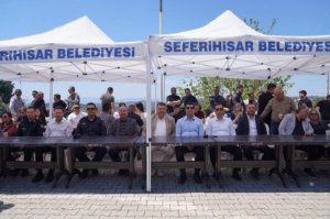 Seferihisar’da bahar üç koldan geldi: "Hıdırellez Coşkusu” ilçeyi sardı