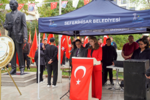 Seferihisar'da Cumhuriyet Bayramı coşkusu başladı