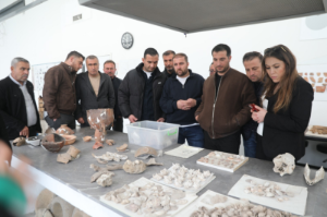Seferihisar’da Muhtarlar için anlamlı buluşma; Kültür Gezisi düzenlendi