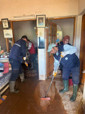 Seferihisar'da sel ve fırtına sonrası yoğun mesai; Tüm ihbarlara anında müdahale