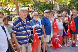 Seferihisar’ın Kurtuluşu’nun 103. yılı törenle kutlandı