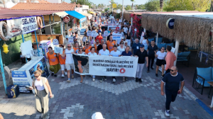 Sığacık’tan güçlü mesaj: "Deniz bizim, Sığacık hepimizin”