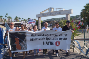 Sığacık’tan güçlü mesaj: "Deniz bizim, Sığacık hepimizin”