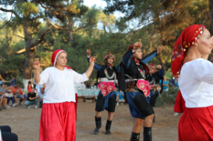 TeosFest 2025 "Orhanlı Köy Şenliği” ile sona erdi