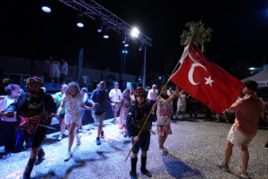 "TeosFest bitmedi. Yarın 2027 için başlıyoruz.”