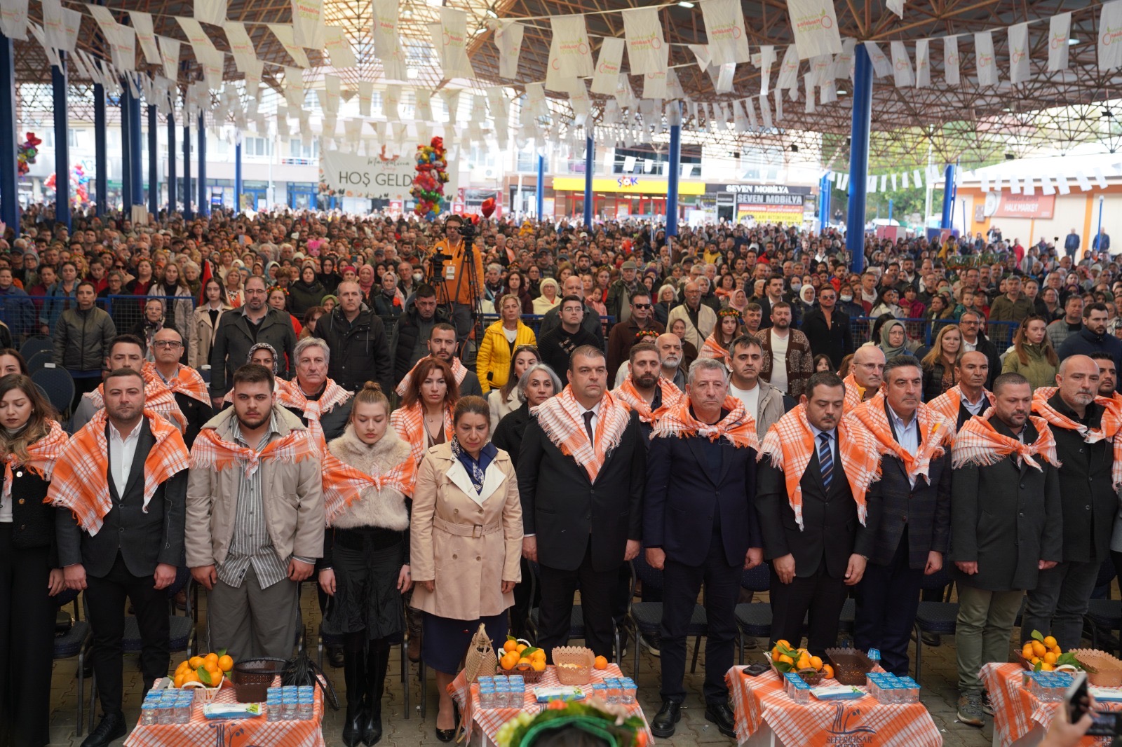Seferihisar 24. kez turuncuya boyandı