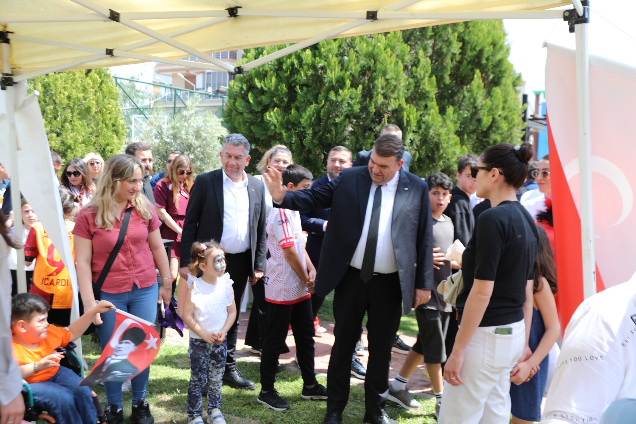Seferihisar’da 23 Nisan coşkusu