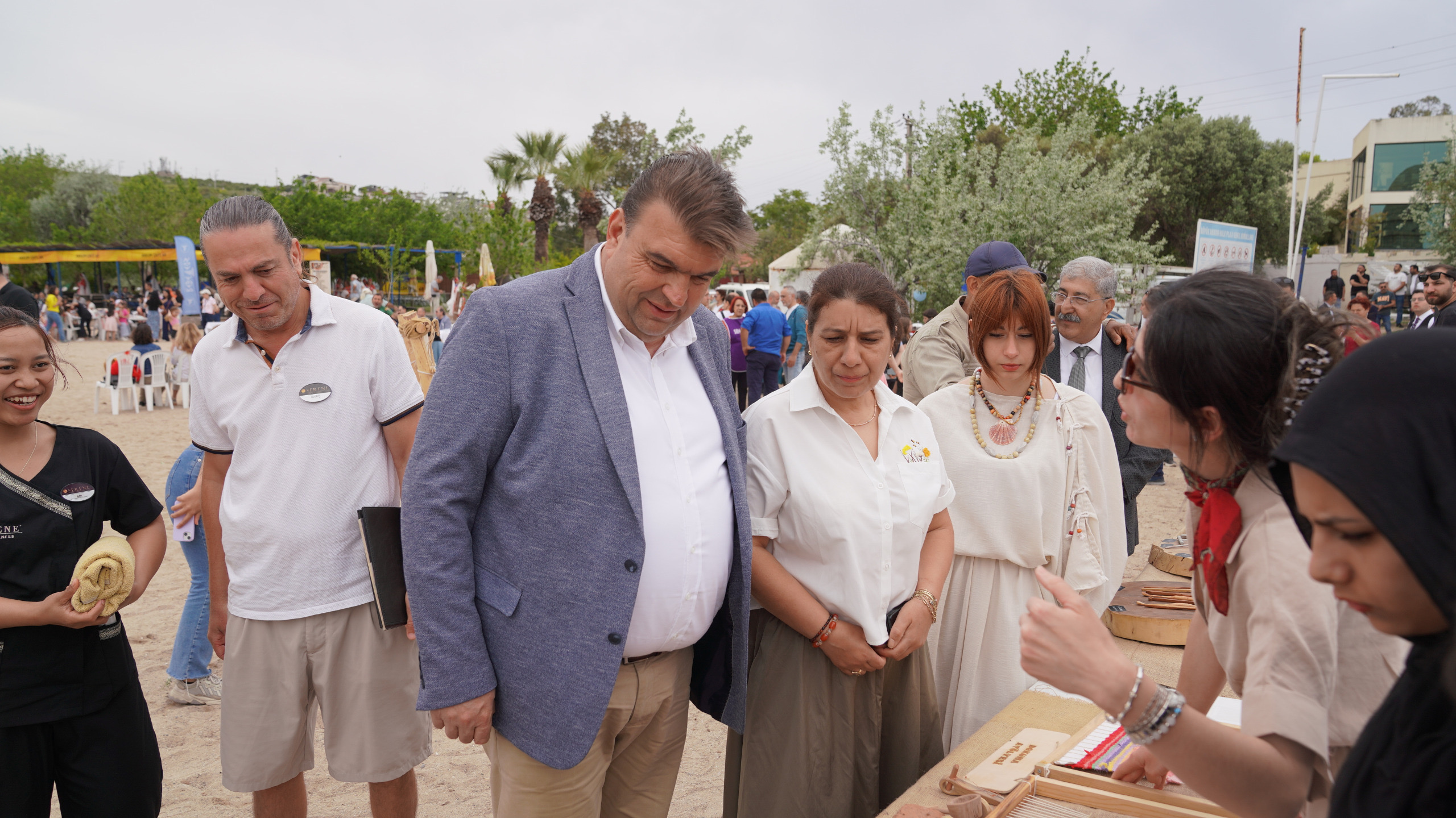 Seferihisar’da Turizm ve Çevre Şenliği renkli görüntülere sahne oldu