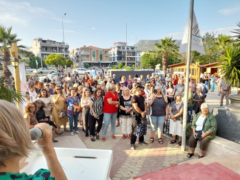 Seferihisar Belediyesi 1. Ürkmez Sanat ve Kültür Festivali başladı